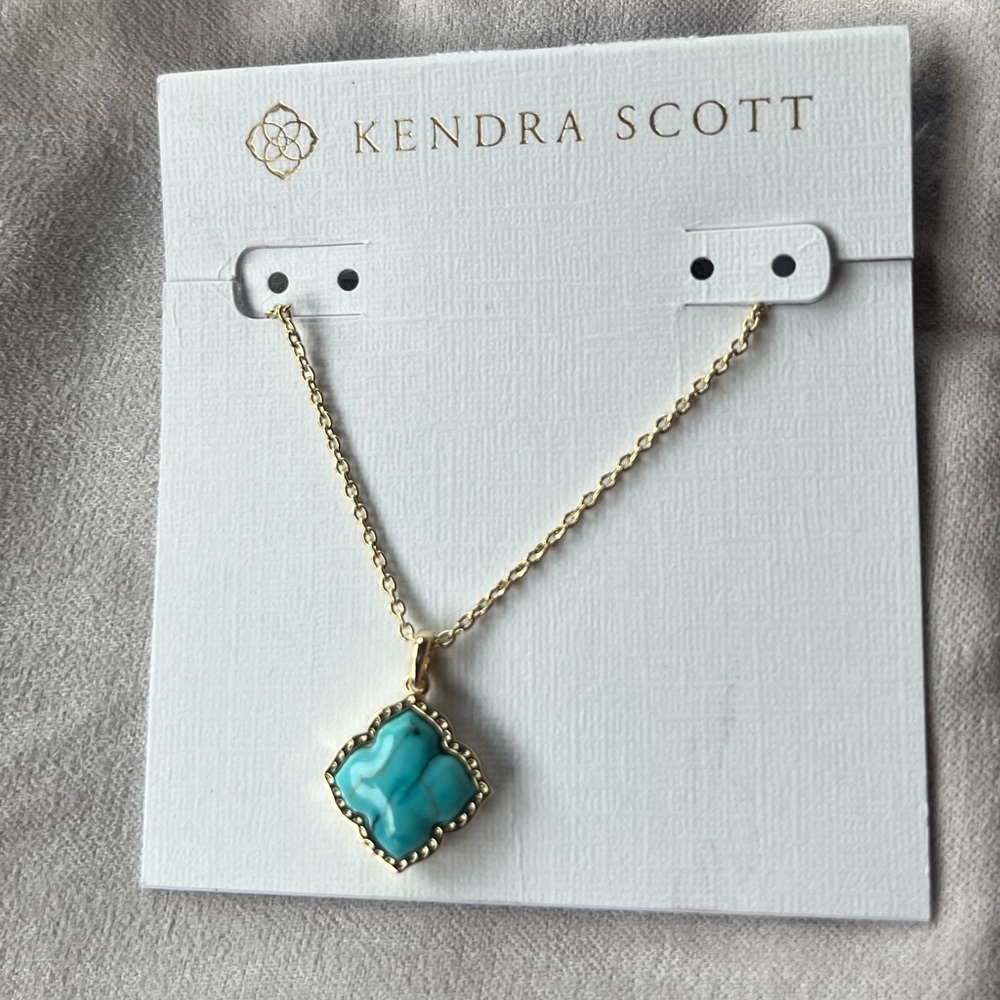 Kendra Scott Gold Mallory Necklace with turquoise Pendant